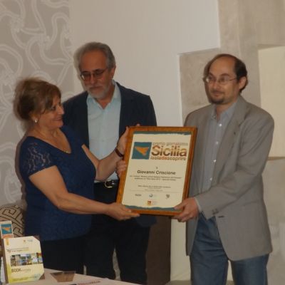 Consegna del premio a Giovanni Criscione